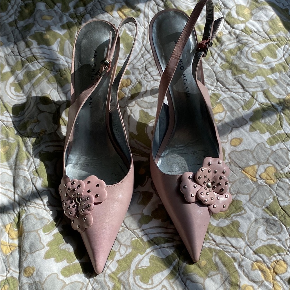 Antonio Melani  Slingback 4 in Heels with Floral Detail